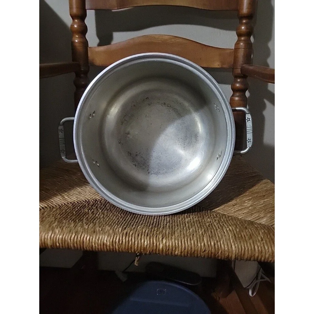 Wear-Ever Aluminum 8 Qt Stock Pot Lid Vintage #2208 USA Soup Stockpot Black Top